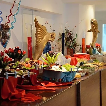 Fun Sun Family Club Saphire Hotel 5*